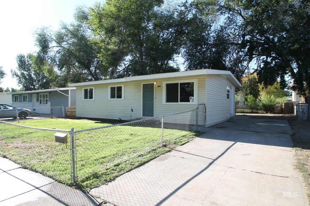 Property thumbnail image